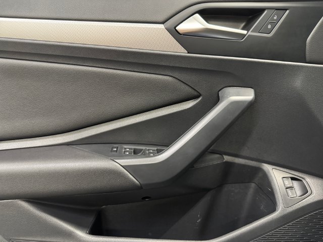 Used 2021 Volkswagen Jetta R-Line FWD image 25