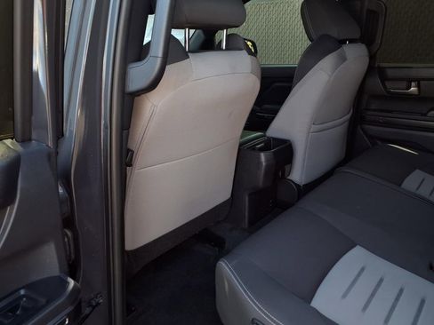Used 2024 Toyota Tacoma TRD Sport RWD image 19