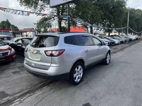 Used 2016 Chevrolet Traverse LT w/ Style and Technology Package AWD/4WD image 6