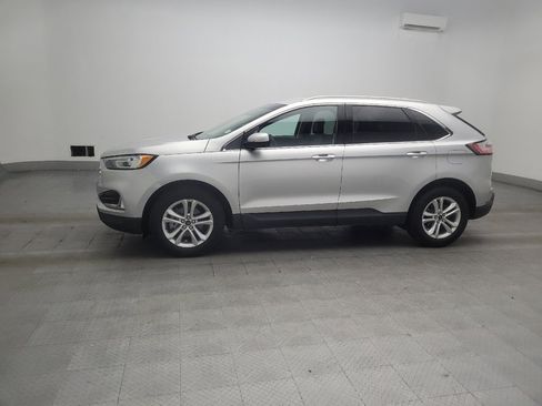 Used 2019 Ford Edge SEL w/ Equipment Group 201A FWD image 2
