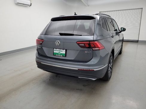 Used 2020 Volkswagen Tiguan SE w/ Panoramic Sunroof Package AWD/4WD image 7
