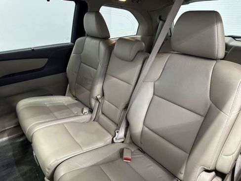 Used 2011 Honda Odyssey EX-L image 24