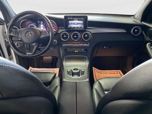 Used 2018 Mercedes-Benz GLC 300 4MATIC image 13