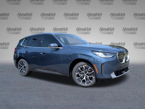 New 2026 BMW X3 xDrive30i w/ Premium Package AWD/4WD image 2