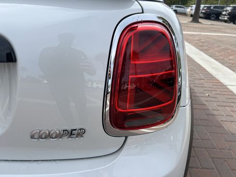 Used 2024 MINI Cooper Convertible w/ Signature Upholstery Package image 40