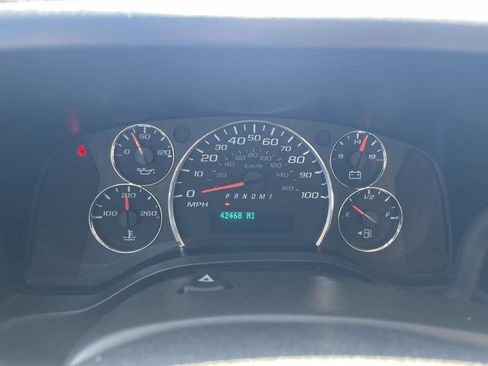 Used 2025 Chevrolet Express 3500 LT w/ LT Preferred Equipment Group RWD image 26