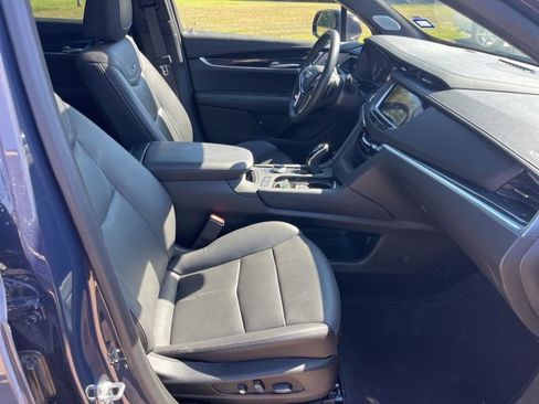 Certified 2025 Cadillac XT5 Premium Luxury image 35