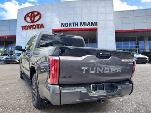 Used 2022 Toyota Tundra Platinum image 3