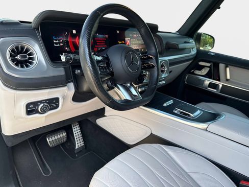 Certified 2025 Mercedes-Benz G 63 AMG 4MATIC image 21