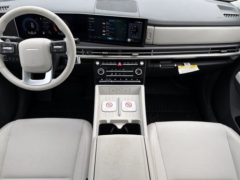 New 2026 Hyundai Santa Fe SE image 16