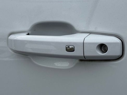 Used 2024 GMC Canyon Elevation w/ Convenience Package image 16