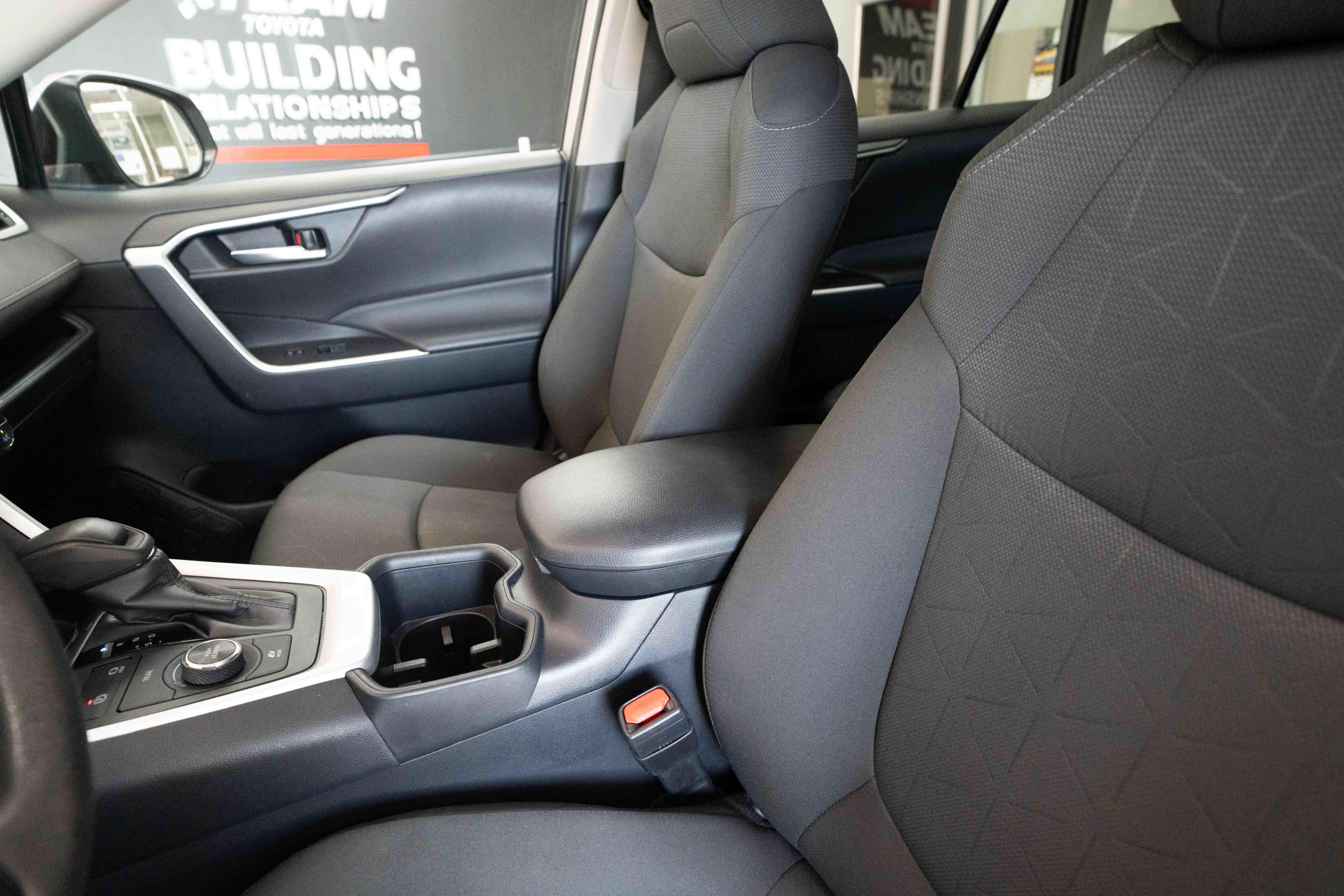 Certified 2025 Toyota RAV4 XLE AWD/4WD image 11