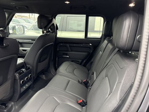 New 2026 Land Rover Defender 130 V8 image 7