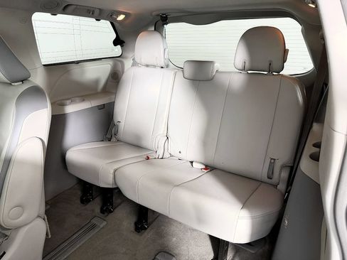 Used 2013 Toyota Sienna Limited w/ Premium Pkg AWD/4WD image 44