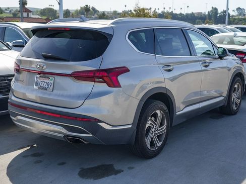 Used 2021 Hyundai Santa Fe SEL image 9