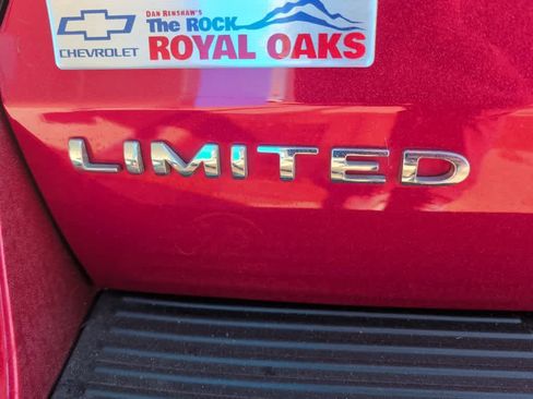 Used 2021 Ford Expedition Limited image 8