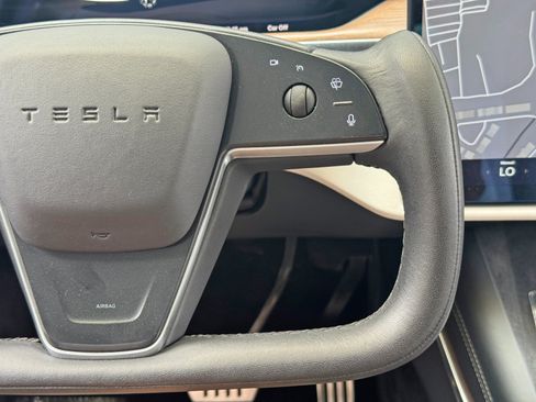 Used 2022 Tesla Model X AWD/4WD image 20