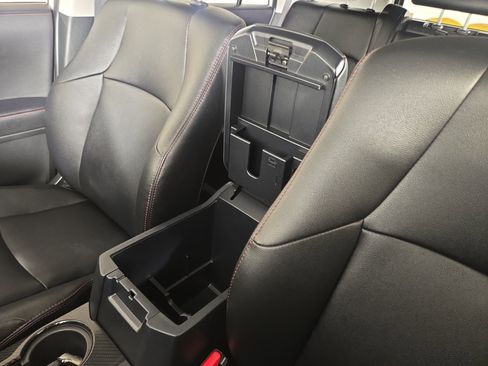 Used 2022 Toyota 4Runner TRD Off-Road Premium image 29