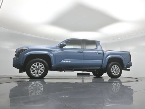 Used 2026 Toyota Tacoma SR5 AWD/4WD image 47