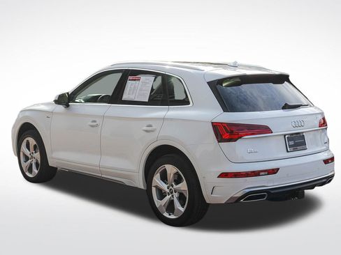 Certified 2022 Audi Q5 2.0T Prestige w/ Prestige Package image 4