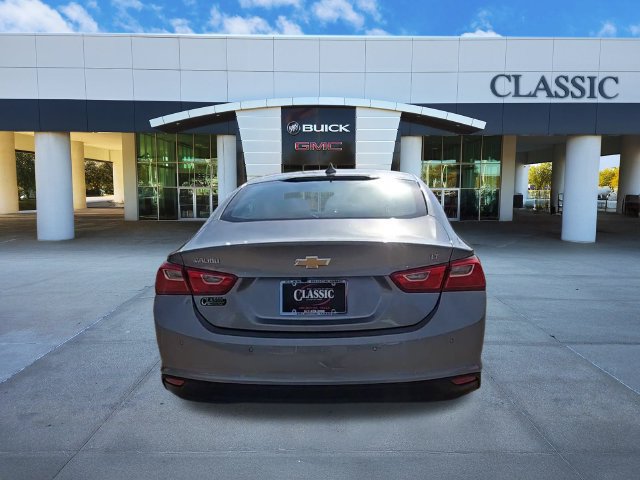 Used 2025 Chevrolet Malibu LT FWD image 7
