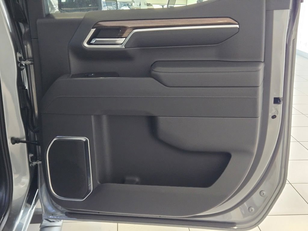 New 2026 Chevrolet Silverado 1500 RST AWD/4WD image 9