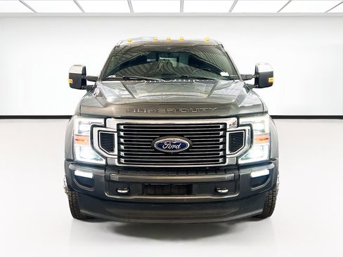 Used 2020 Ford F450 Platinum w/ FX4 Off-Road Package AWD/4WD image 2