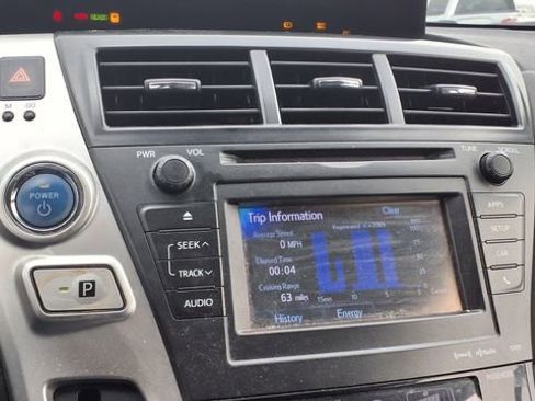 Used 2012 Toyota Prius V Five FWD image 23