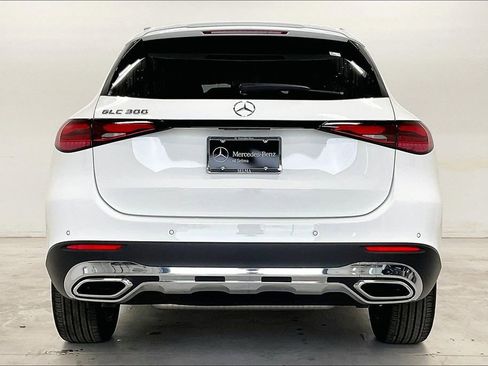 New 2026 Mercedes-Benz GLC 300 image 4