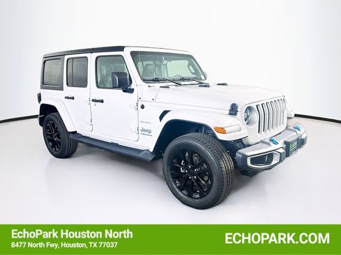 Used 2023 Jeep Wrangler Unlimited Sahara w/ Cold Weather Group AWD/4WD image 1