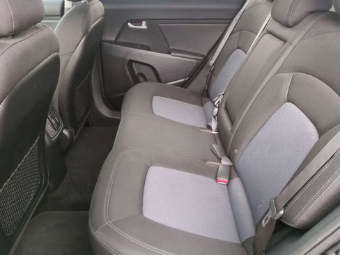 Used 2016 Kia Sportage LX FWD image 19