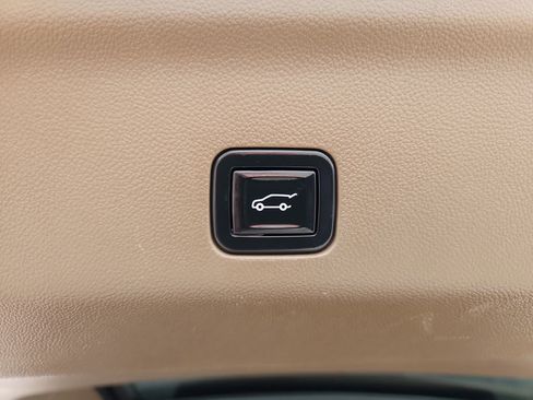 Used 2022 GMC Yukon XL Denali w/ Max Trailering Package image 20