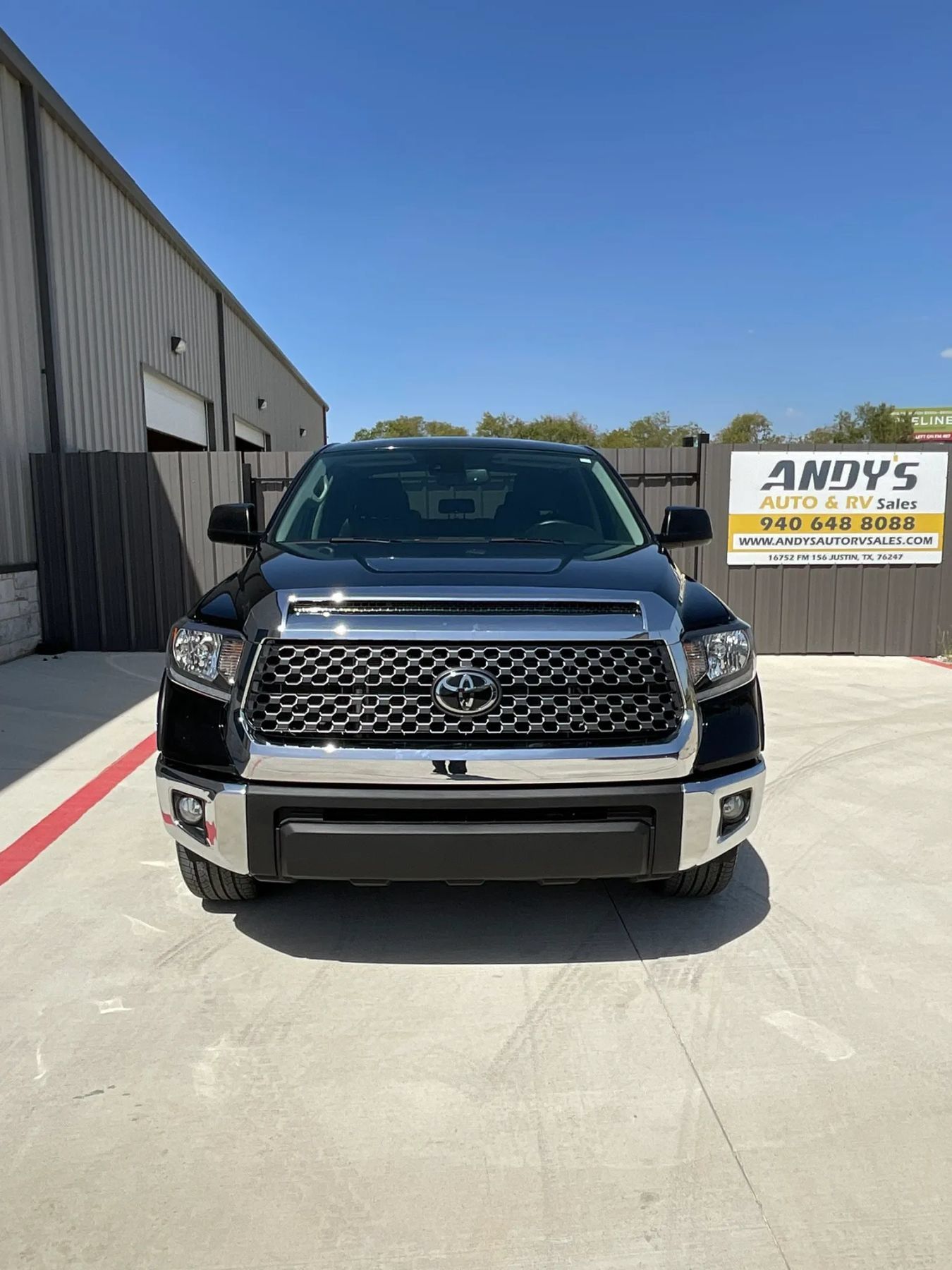 Used 2021 Toyota Tundra SR5 w/ SR5 Leather Package RWD image 3