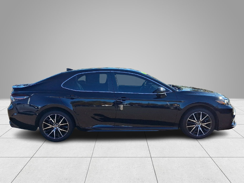 Used 2024 Toyota Camry SE FWD image 8