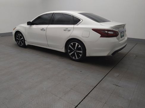 Used 2018 Nissan Altima 2.5 SR image 3