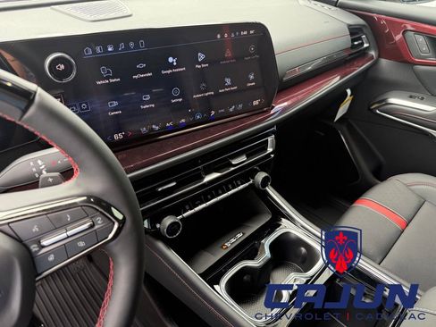 New 2026 Chevrolet Traverse RS w/ LPO, Floor Liner Package FWD image 10
