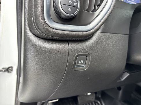 Used 2020 Chevrolet Silverado 2500 LT w/ Convenience Package image 25