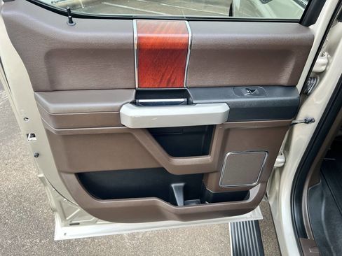 Used 2017 Ford F150 King Ranch w/ Equipment Group 601A Luxury image 39