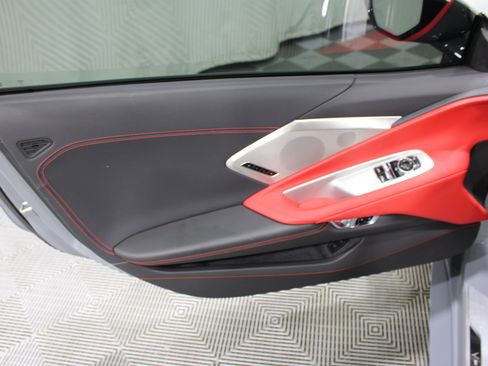 Used 2025 Chevrolet Corvette Stingray Preferred Cpe w/ Z51 Performance Package RWD image 6