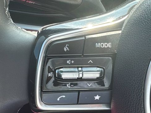 Used 2024 Kia Sorento S w/ Panoramic Sunroof Package FWD image 24