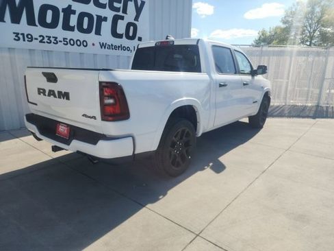 New 2026 RAM 1500 Laramie AWD/4WD image 12