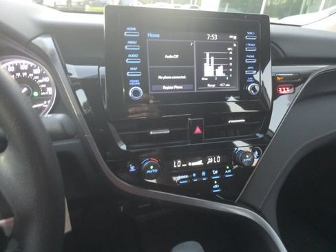Used 2024 Toyota Camry LE FWD image 19