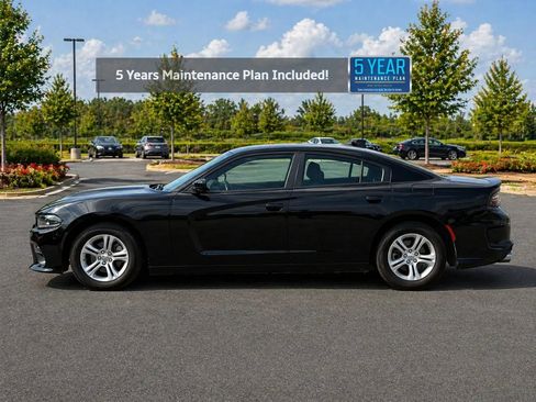 Used 2023 Dodge Charger SXT RWD image 2