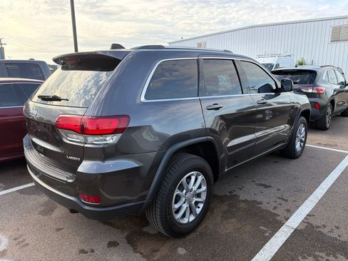 Used 2021 Jeep Grand Cherokee Laredo AWD/4WD image 5