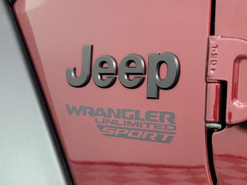 Used 2021 Jeep Wrangler Unlimited Sport S image 11