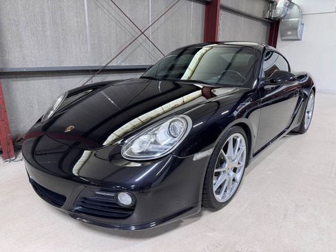 Used 2009 Porsche Cayman S RWD image 2