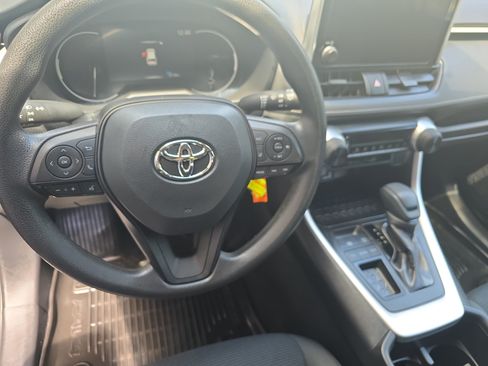 Used 2023 Toyota RAV4 LE FWD image 16
