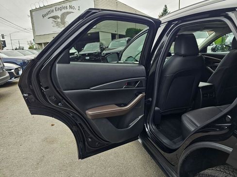 Used 2025 MAZDA CX-30 AWD 2.5 S w/ Premium Package image 15