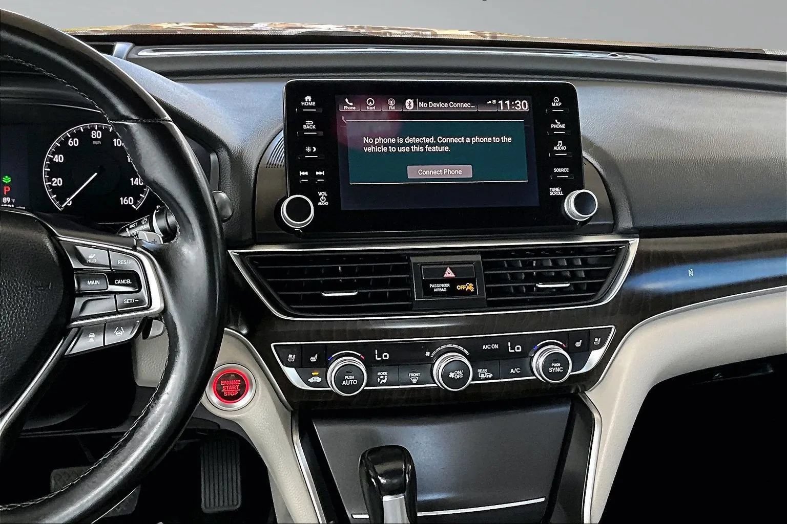 Used 2018 Honda Accord Touring image 9
