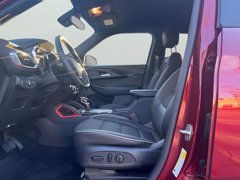 Used 2023 Chevrolet TrailBlazer RS image 17
